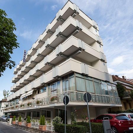 Hotel Tre Assi Rimini Buitenkant foto