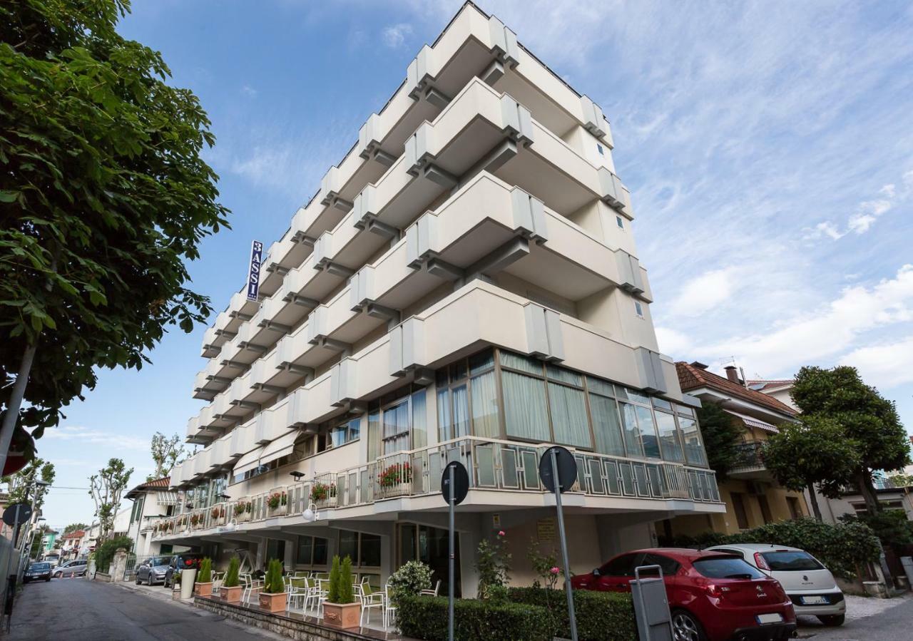 Hotel Tre Assi Rimini Buitenkant foto